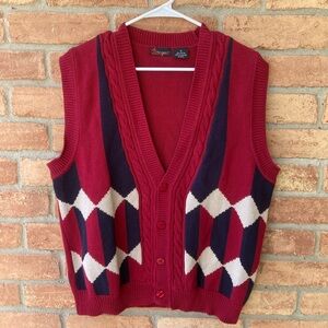 Red sweater vest men’s size medium